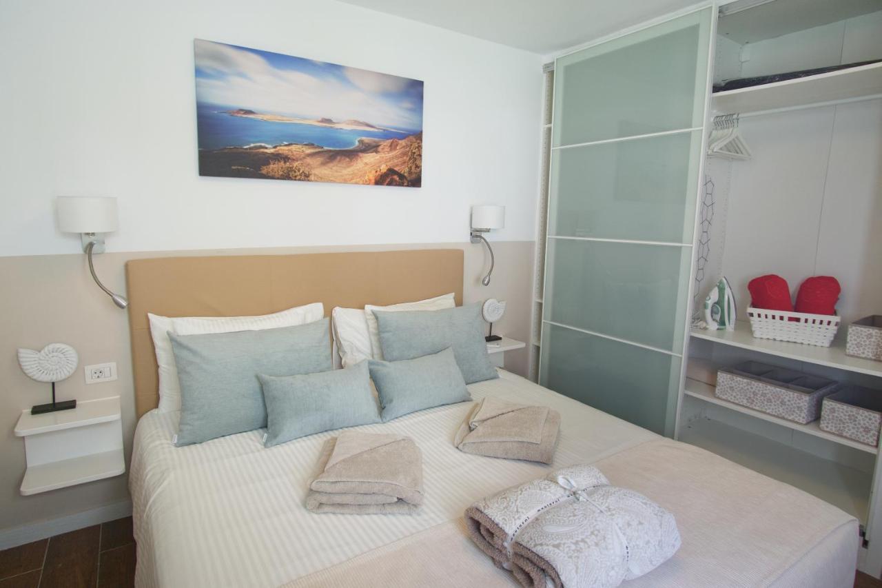 Apartment Portonovo La Paloma Amazing Sea View & Swimming Pool-Good Wifi -Free Ac- Private Parking Puerto del Carmen  Dış mekan fotoğraf